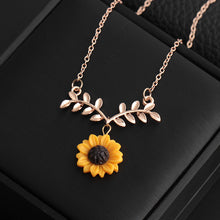 Load image into Gallery viewer, Sunflower Leaf Pendant